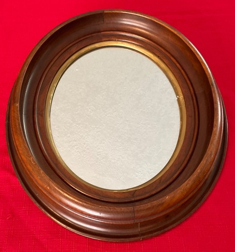 Antique diminutive oval wood - diminutive,