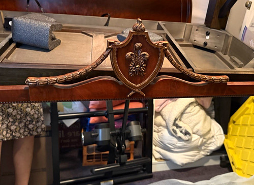 Large ornate fleur lis - large, wood